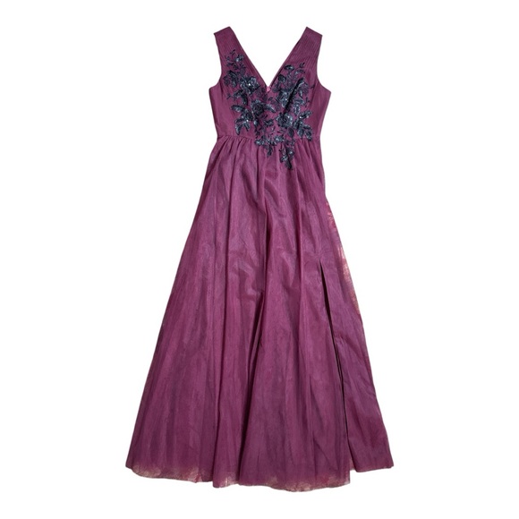 BCBG MAXAZRIA SLEEVELESS WINE TULLE FLORAL LACE APPLIQUÉ FLOOR LENGTH GOWN *NWT* - Picture 11 of 15